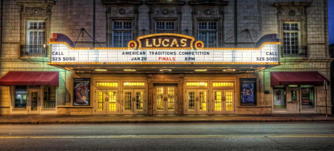 The facade of the Lucas Theatre, after the sun goes down in Savannah.