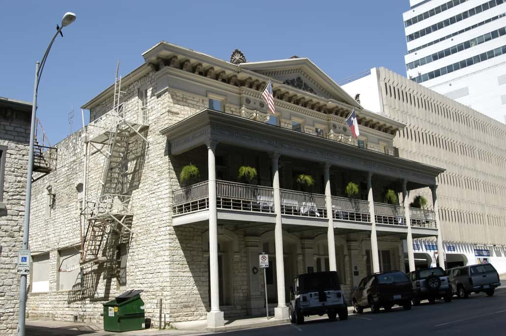 get to know the history and ghosts of this haunted Austin landmark