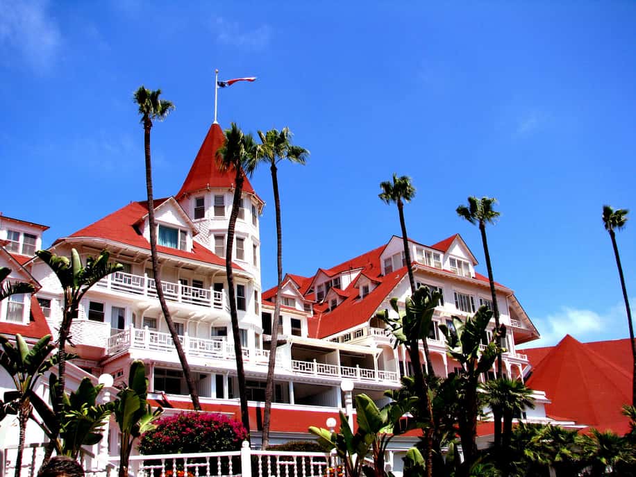 A resort that has shook hands with presidents and movie stars alike, the Hotel del Coronado is a shining beacon in American’s Finest City.