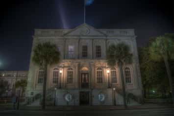 The haunted Courthouse in Charleston