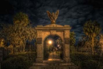 A haunted cemetery in Savannah, where your Tour Guide will take you