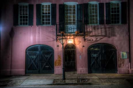 Explora Charleston con Ghost City Tours, uno de las casas embrujadas de Charleston