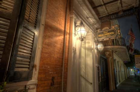 One of New Orleans' haunted buildings, featured on this ghost tour.