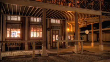 El Crystal Palace Saloon, uno de los restaurantes más embrujados de Tombstone.