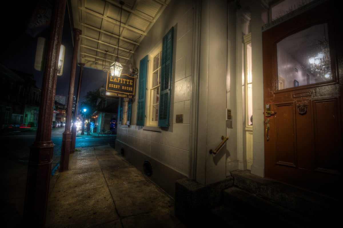 Una foto de la casa de huéspedes Lafitte en Nueva Orleans Louisiana, Ghost City Tours