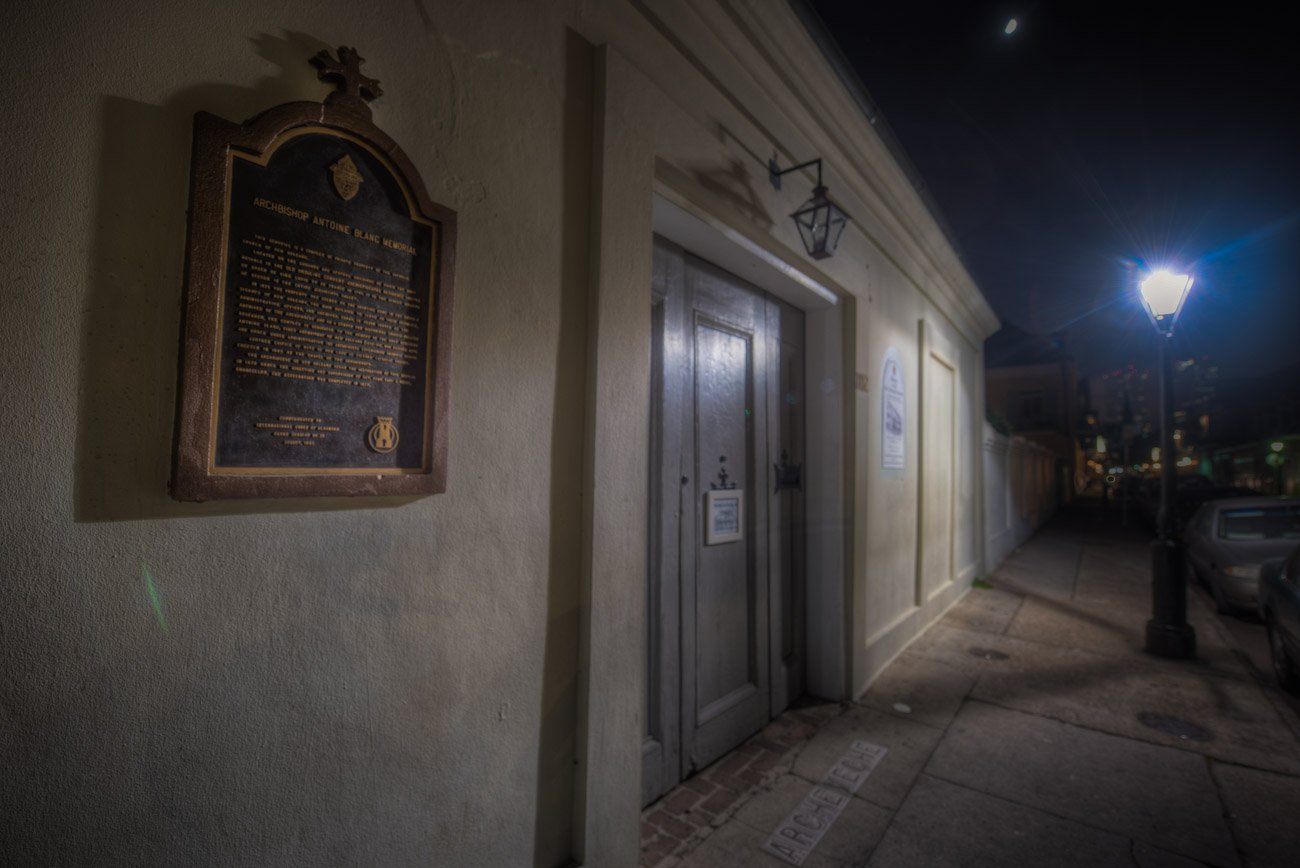 Una foto del convento embrujado de las ursulinas en Nueva Orleans, Louisiana, Ghost City Tours.
