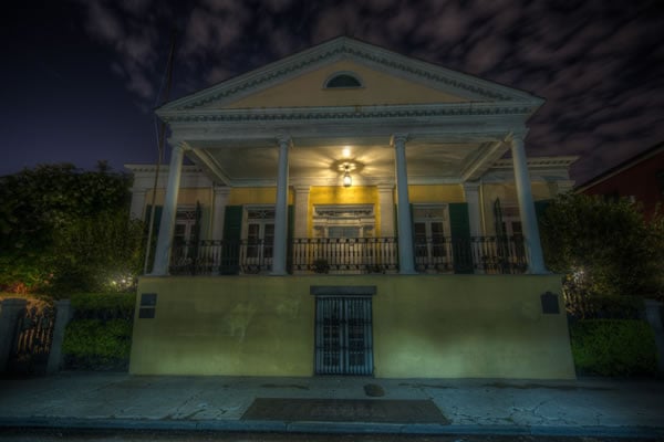 La Casa Beauregard Keyes, una casa embrujada en Nueva Orleans, en Chartres Street