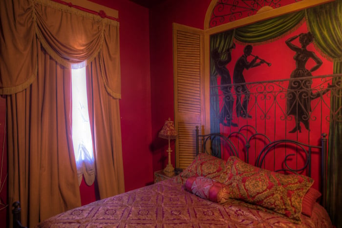 A photo of the Mansión Magnolia Guestroom in Haunted New Orleans, Ghost City Tours.