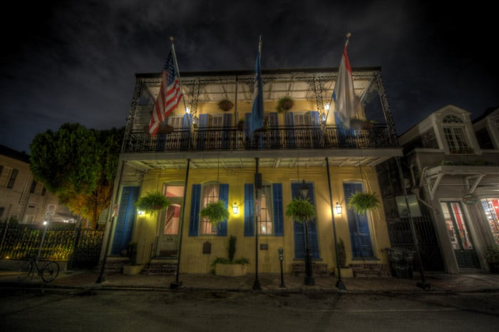 Hoteles embrujados en Nueva Orleans, como el hotel en la foto, el hotel Andrew Jackson