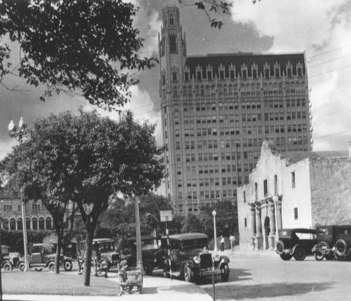 An old photo of the Emily Morgan Hotel in San Antonio, Texas