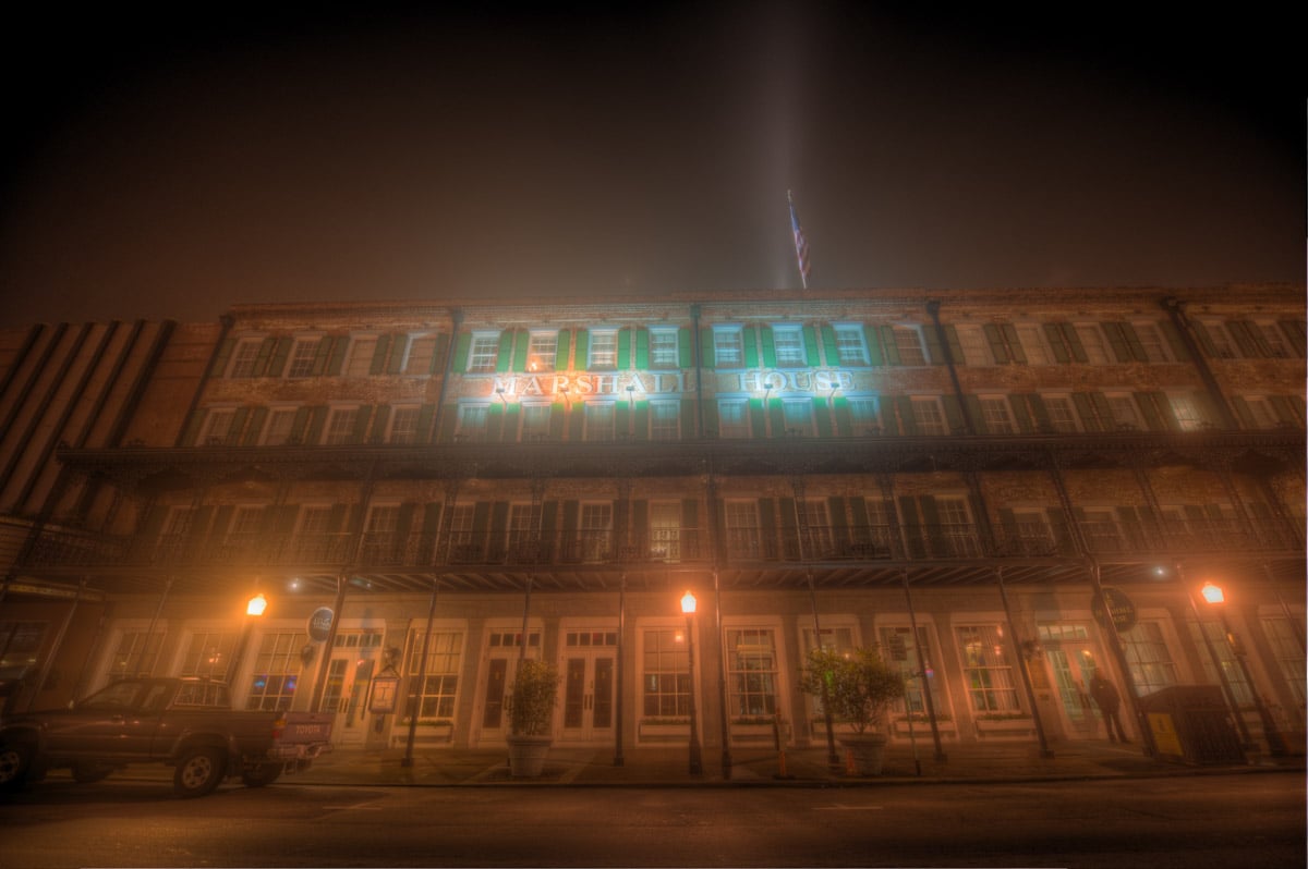 Top Places to See a Ghost in Savannah | Ghost Hunting in ...